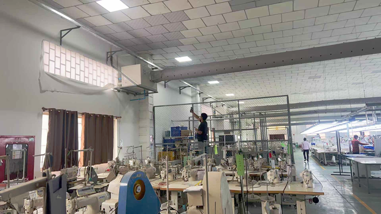 制衣廠降溫安裝工業省電空調-臥式管道機組