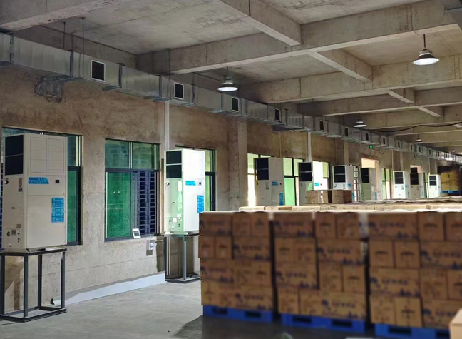 雞蛋倉庫降溫恒溫，安裝蒸發(fā)冷省電空調-立式軸流機SYL-ZL-25